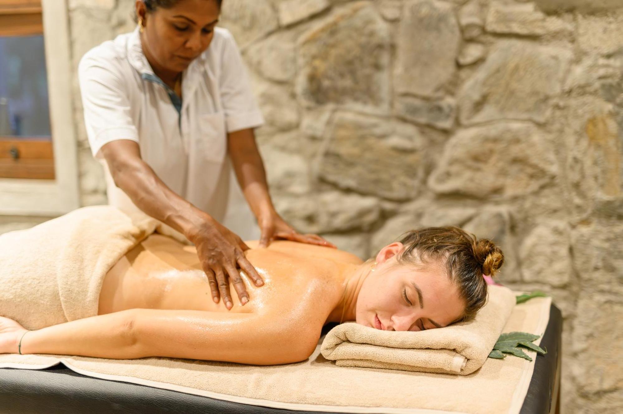Ayugiri Ayurveda Wellness Resort Sigiriya Exterior foto