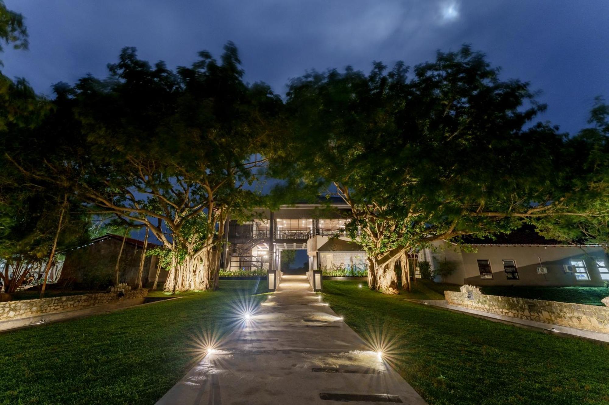 Ayugiri Ayurveda Wellness Resort Sigiriya Exterior foto